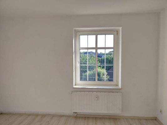 Leerer Raum mit Fenster