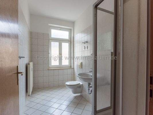 Bad mit Dusche