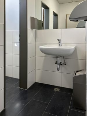 Damen-WC-Raum
