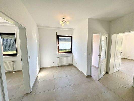 Wohnzimmer auf der rechten Seite