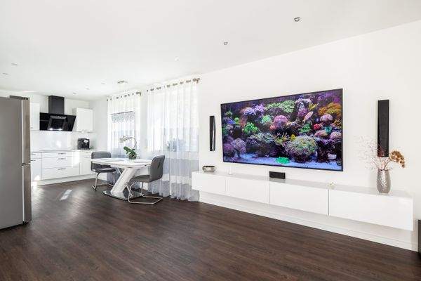 Offener Bereich zur Küche.jpg