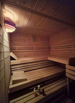 Saunabereich im Keller.jpg