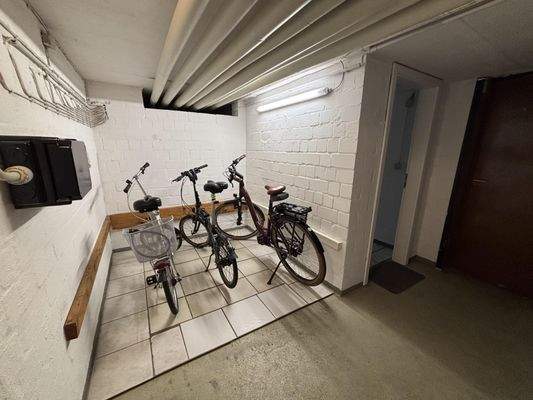 Platz für eigene Fahrräder