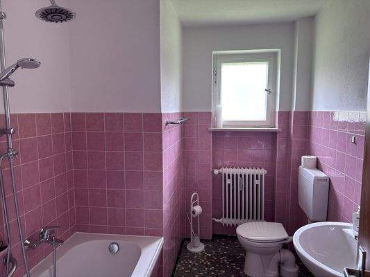 Badezimmer in der Wohnung 1. Obergeschoss