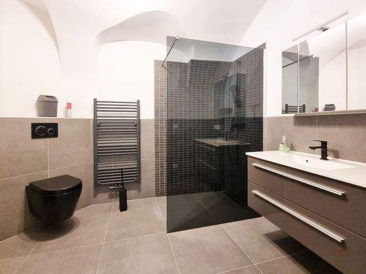 b16980d6-e407-4b7f-9e28-b0da067ab4b8_original