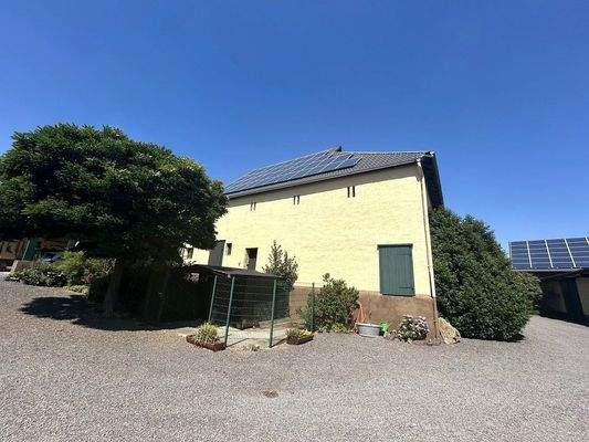 Scheune mit Photovoltaik = 9 KW mit mtl. Einnahmen