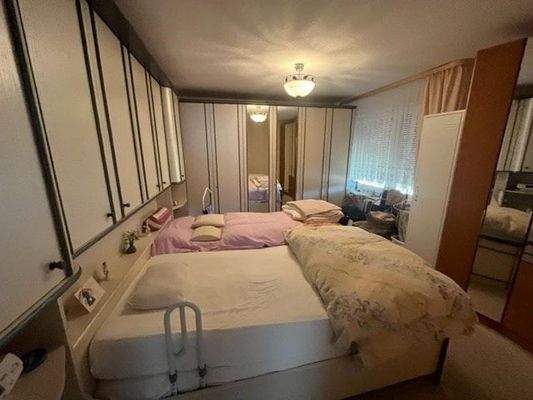 ruhig gelegenes Schlafzimmer