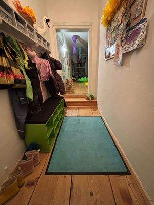 1. OG, rechts_Diele.JPG