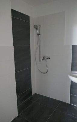 Bad / begehbare Dusche