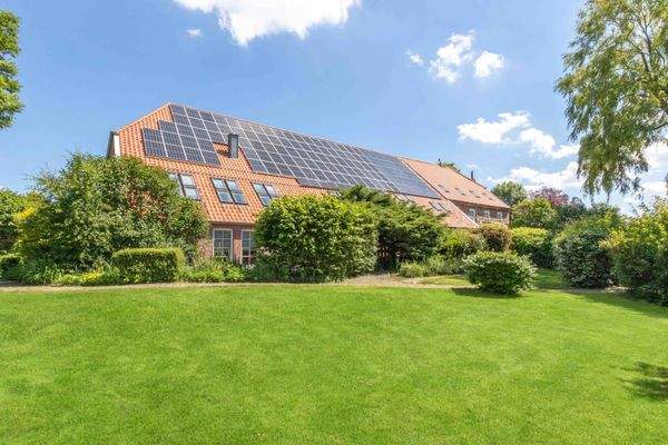 Rückwärtige Ansicht