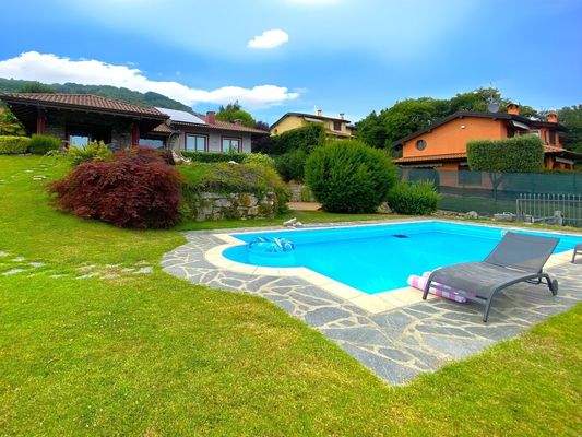 Villa mit Pool