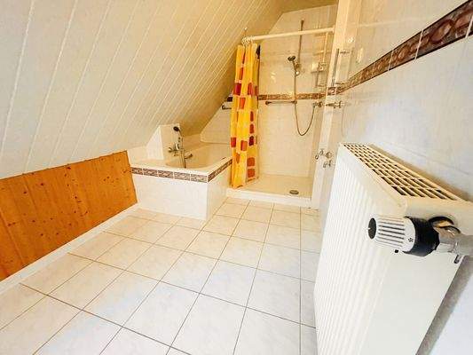 Immobilie - OG - Bad