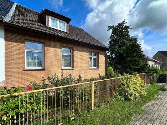 Doppelhaushälfte mit Potenzial