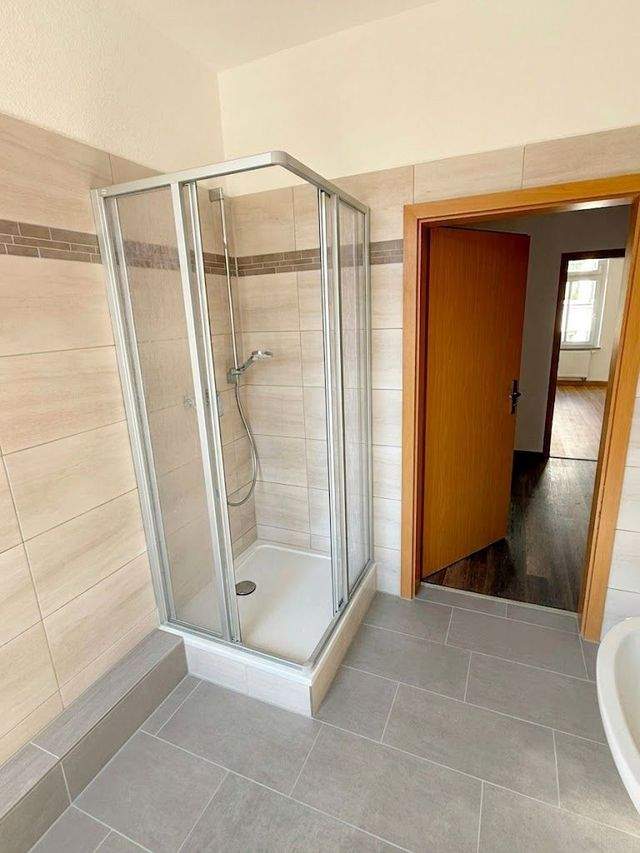 Geräumige 2-Raumwohnung im Herzen von Gera - Foto 2