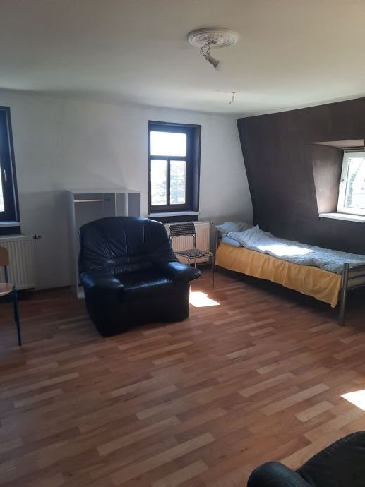 Helle 3-Zimmer-Wohnung in Greiz, OT Gommla zu vermieten!