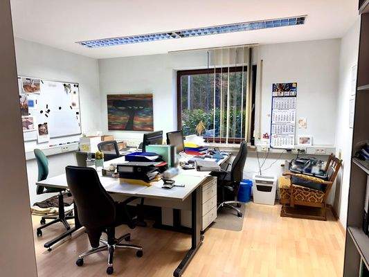 Büro im Erdgeschoss