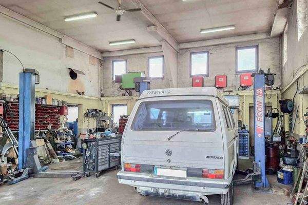 Werkstatt _ Hebebühne