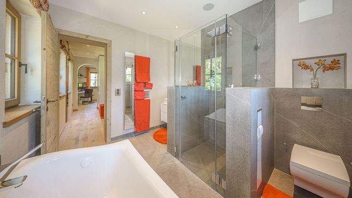 KITZIMMO-Luxusvilla mit Kaiserblick in Alleinlage kaufen - Immobilien Scheffau.