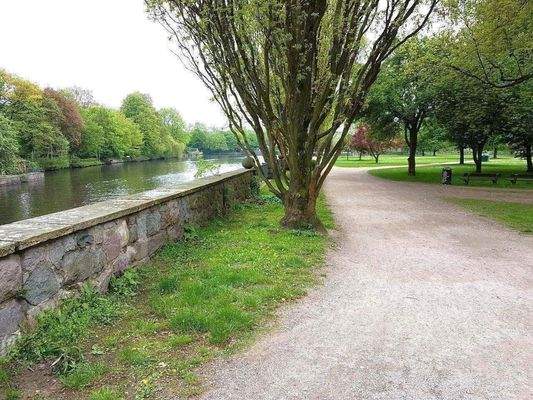 Umgebung lädt zum Spaziergang ein