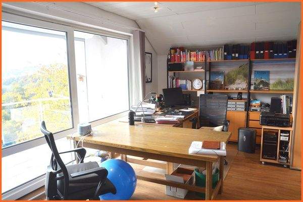 Arbeitszimmer