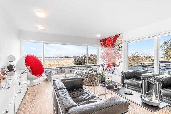 Wohnbereich mit Seeblick