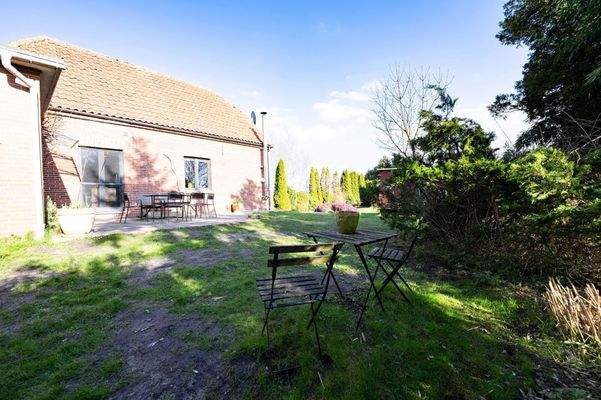 Terrasse und Ruheplatz