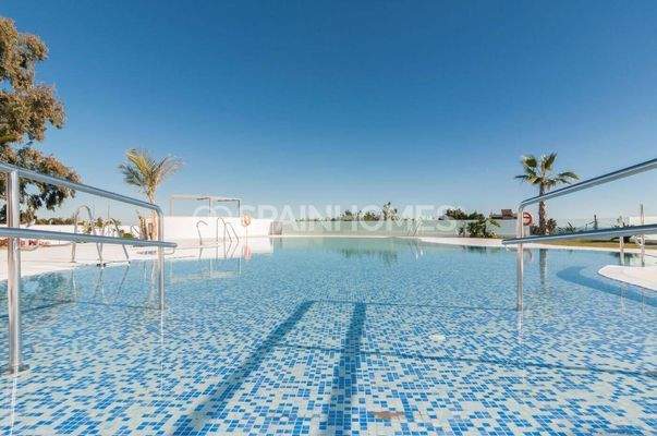 Stylish Penthouse in a Gated Complex in Fuengirola Malaga