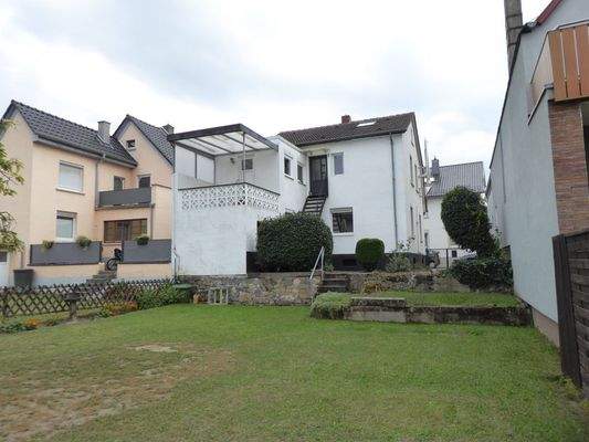 Garten und Rückansicht