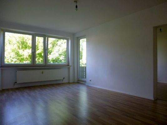 Wohnzimmer/ Balkonausgang