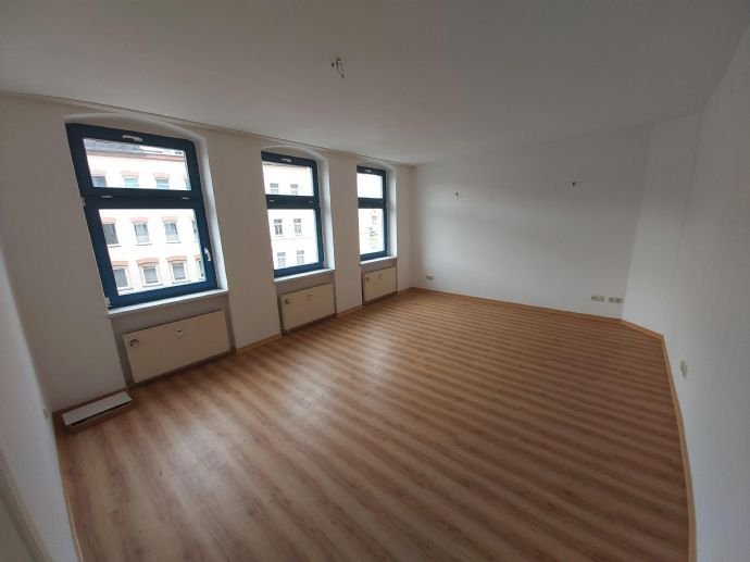 3-Zi.-Whg. mit Balkon in Döbeln zu vermieten