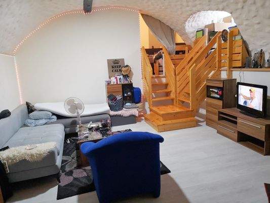 UG Wohnung Wohnbereich