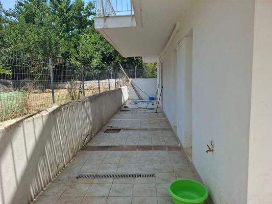 Kreta, Voukolies: Zweistöckiges Haus zu verkaufen