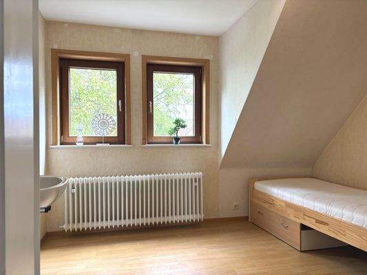 DG - Zimmer 3 mit Waschbecken