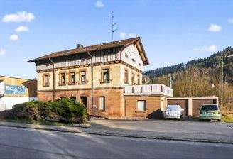 Straßenansicht
