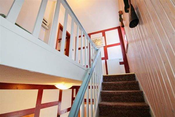 Treppenaufgang zum DG