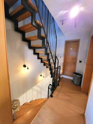 Treppenaufgang 1.OG-2.OG.jpg