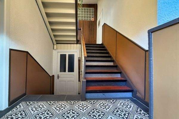 Treppenhaus zum Keller und Wohnung Obergeschoss