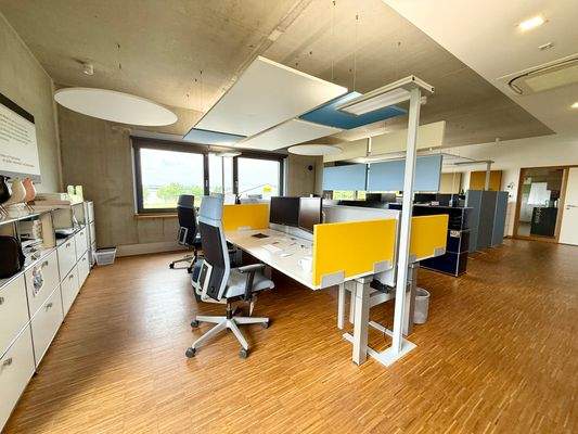 Büroraum-1.jpg