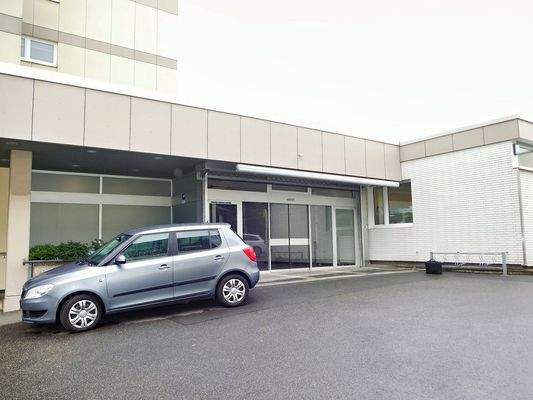 Vorderfront / Eingangsbereich