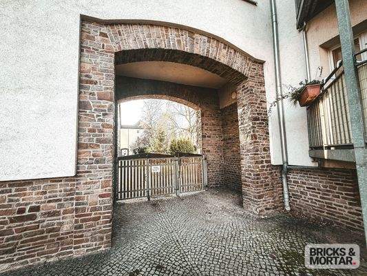 Zugang zum Hinterhof