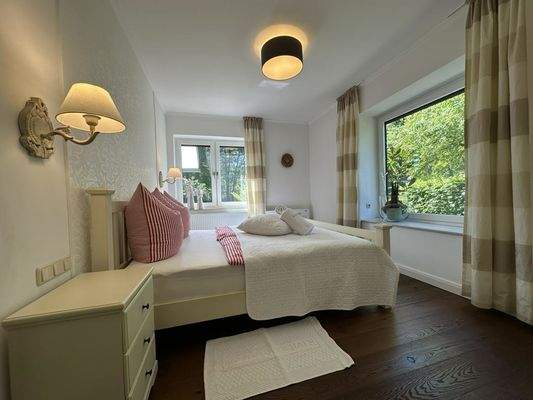 DHH - Schlafzimmer I im Erdgeschoss