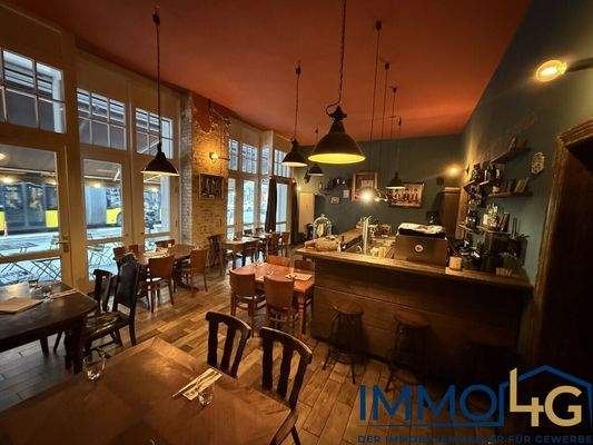 81e16d4b-3b3b-41b8-9215-5d219a10d0f8