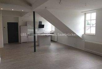 Küche mit Einbauküche