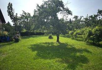 schönes ebenes Baugrundstück