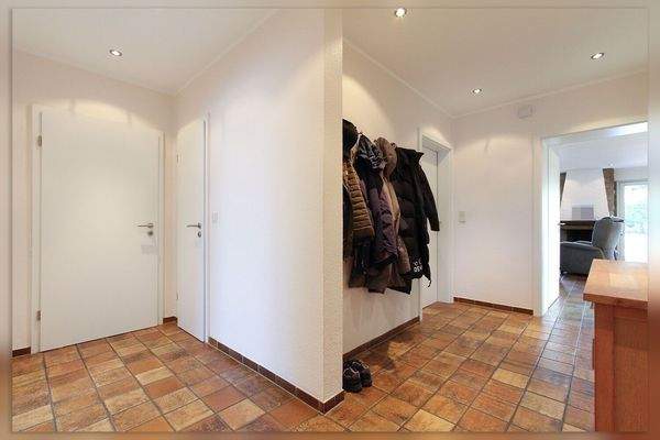 Eingangsbereich EG-Wohnung