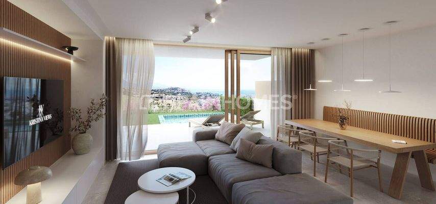 Elegant Home Near the Beach in Manilva Malaga