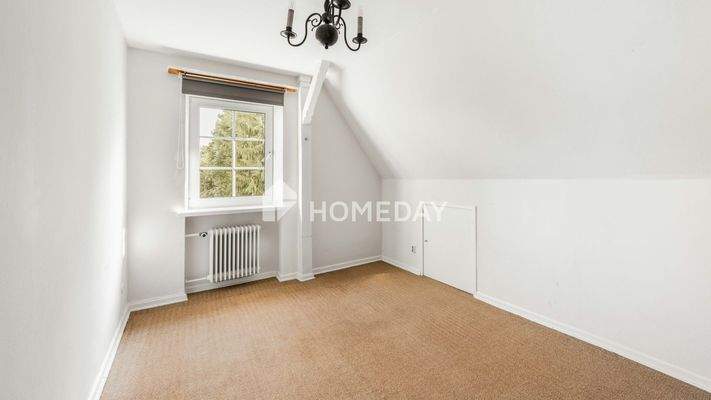 1. OG Schlafzimmer 1 1