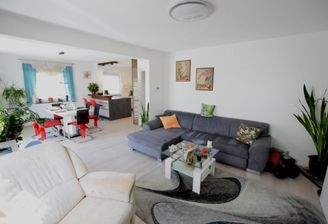 Wohnen/Essen EG-Whg.