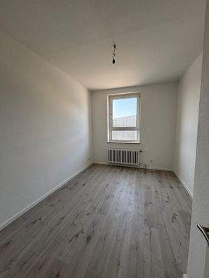 Kinder- bzw. Arbeitszimmer