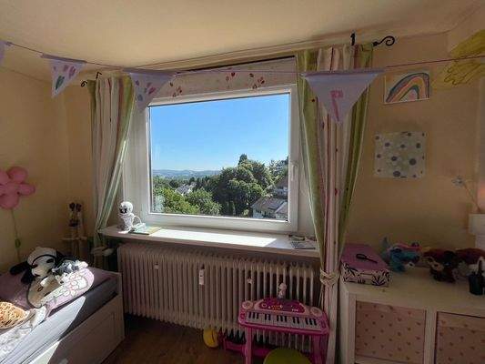 ...mit gigantischem....